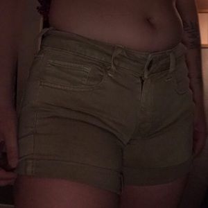 american eagle tan shorts